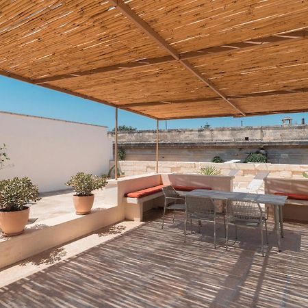 Lotus Apartment & Rooftop By Residence Colibri Lecce Kültér fotó
