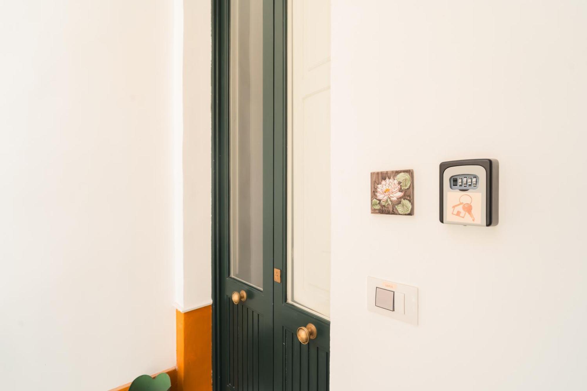 Lotus Apartment & Rooftop By Residence Colibri Lecce Kültér fotó